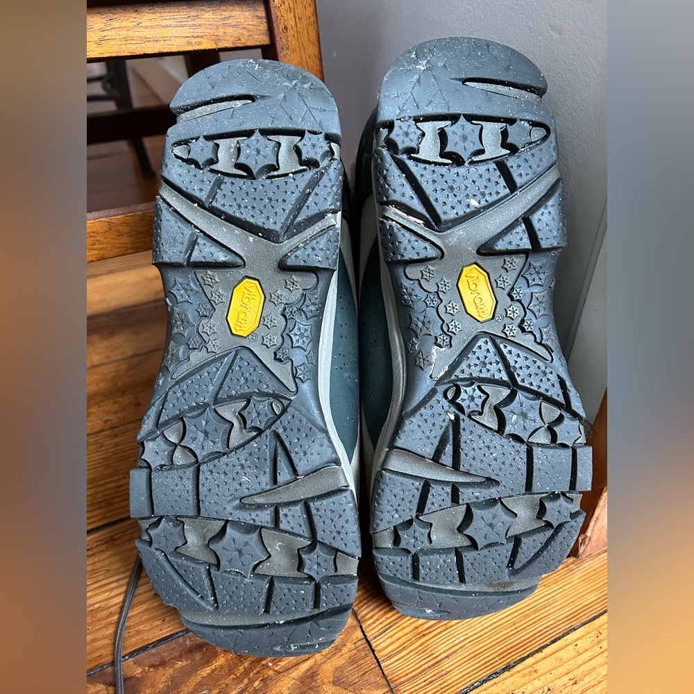 MERREL • WINTER BOOTS insulated for warmth and comfort - Picture 3 of 14